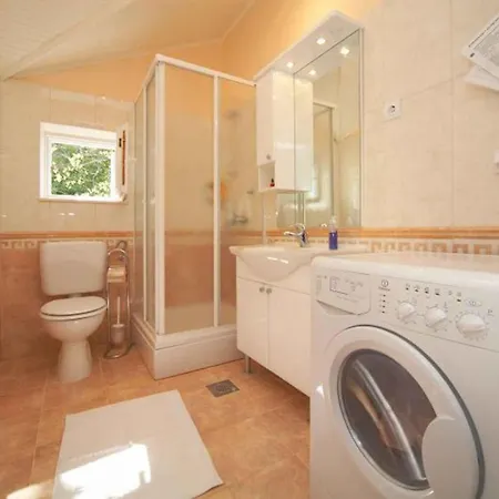 In 43525 Apartament *
